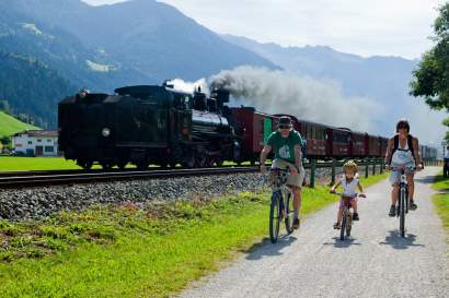 dampflokradweg_zillertaltourismus_florianschneider_erste_ferienregion_zillertal.jpg